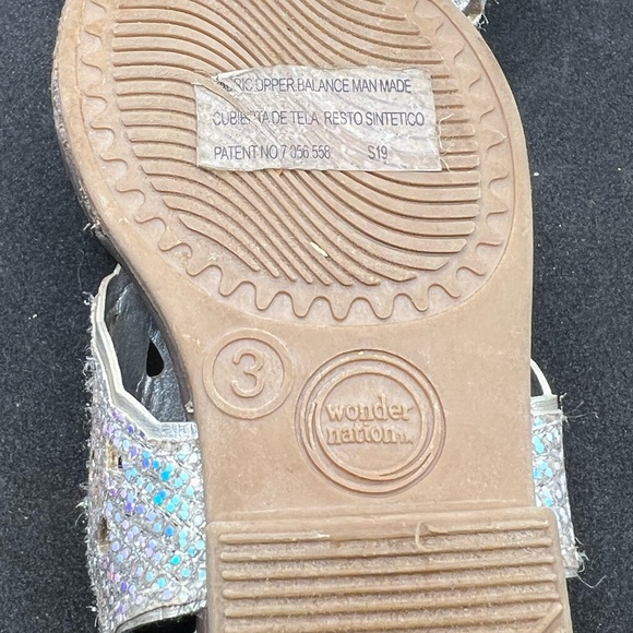 Wonder Nation Sandals Size 3 - Picture 5 of 5